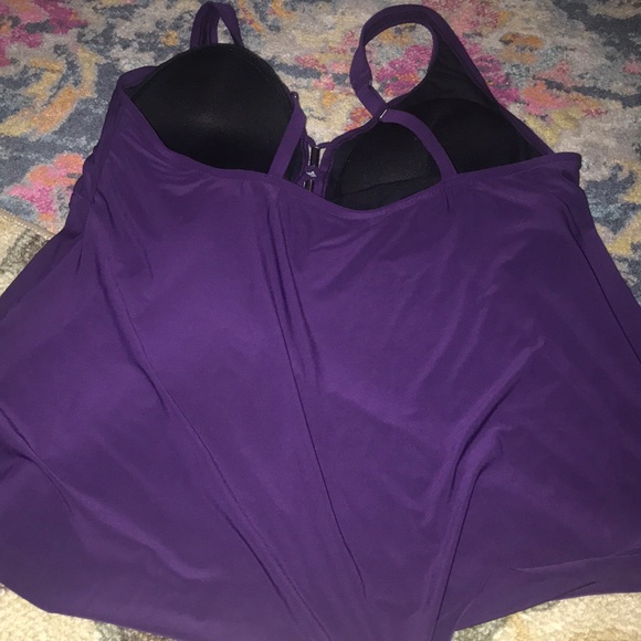 New plus size purple swim top - Picture 8 of 10